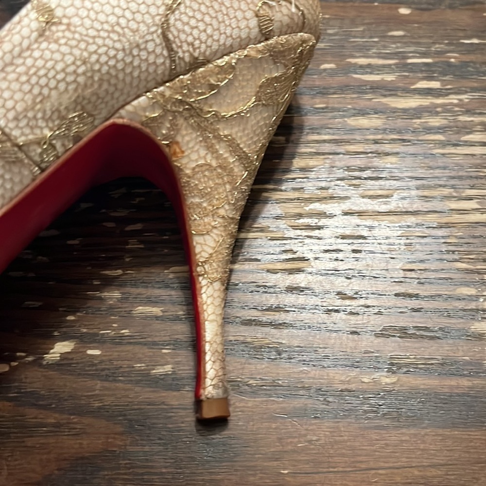 Christian Louboutin Gold Moon Bow Peep Toe Heel - Picture 7 of 10
